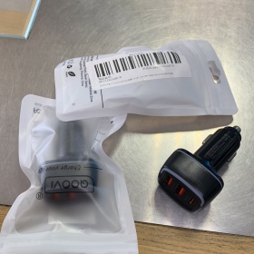 USB зарядное в прикуриватель QOOVI 2USB/Type C 4,8 A - "Модная Тачка" магазин автоэлектроники