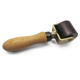 ВАЛИК РЕЗИНОВЫЙ «BLACK ROLL» С ДЕРЕВЯННОЙ РУЧКОЙ (арт. 43015)